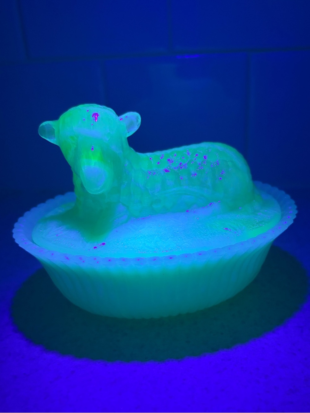 Boyd Blue Vaseline/Uranium Glass Lamb Covered Dish - Picture 2 of 16